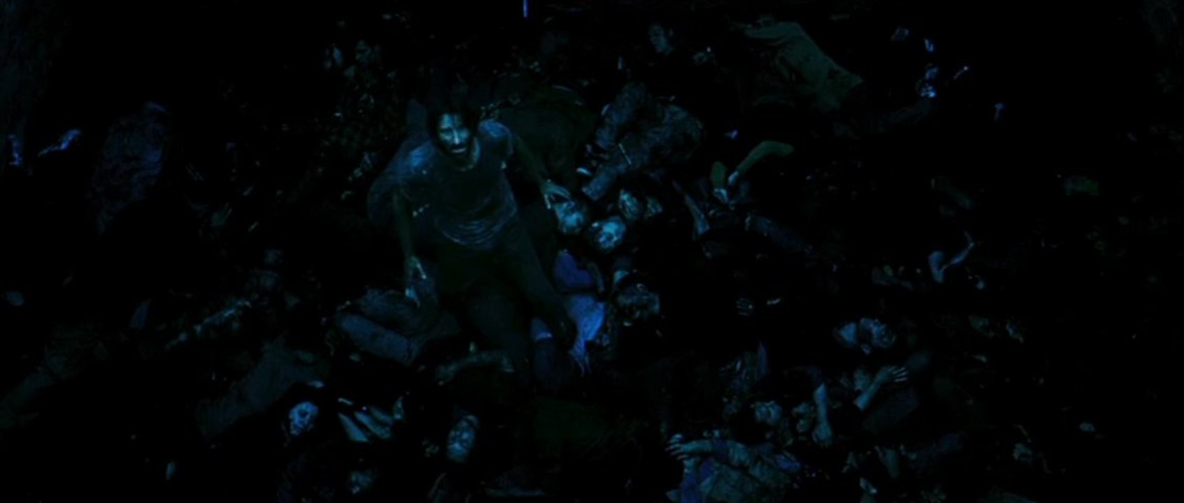 Open Grave    -    trailer
