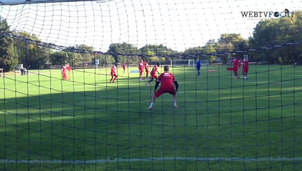 L'entraînement, un refuge pour les gardiens - Reportage au Nîmes Olympique