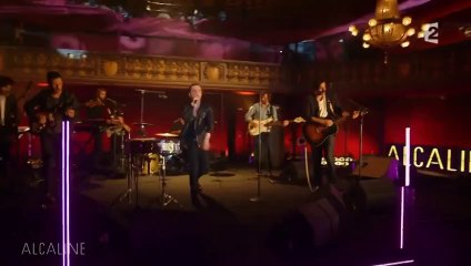 Julien Doré - Kiss Me Forever en live dans Alcaline