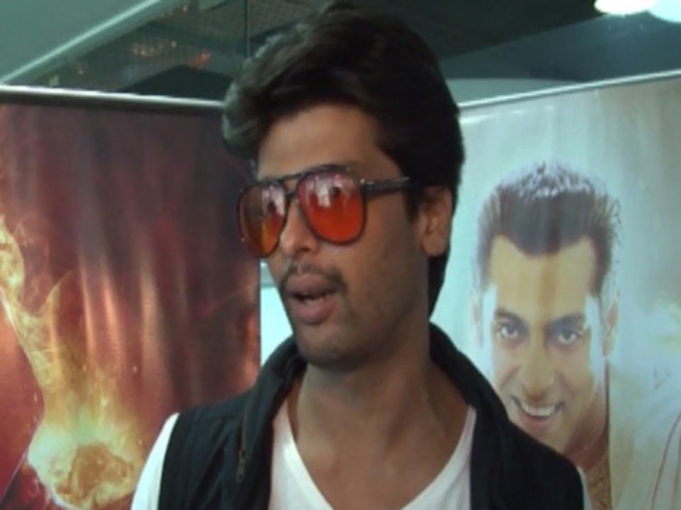 Kushal Tandon Lashes Out At Bigg Boss After Evi...