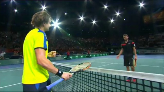 Nadal y Ferrer siguen en Bercy, mientras Almagro dice adiós