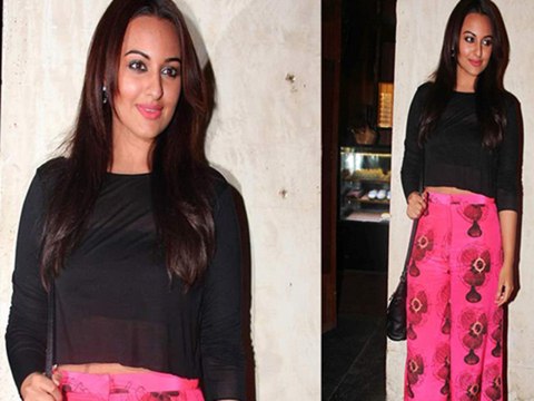 Sonakshi Sinhas Crop Top
