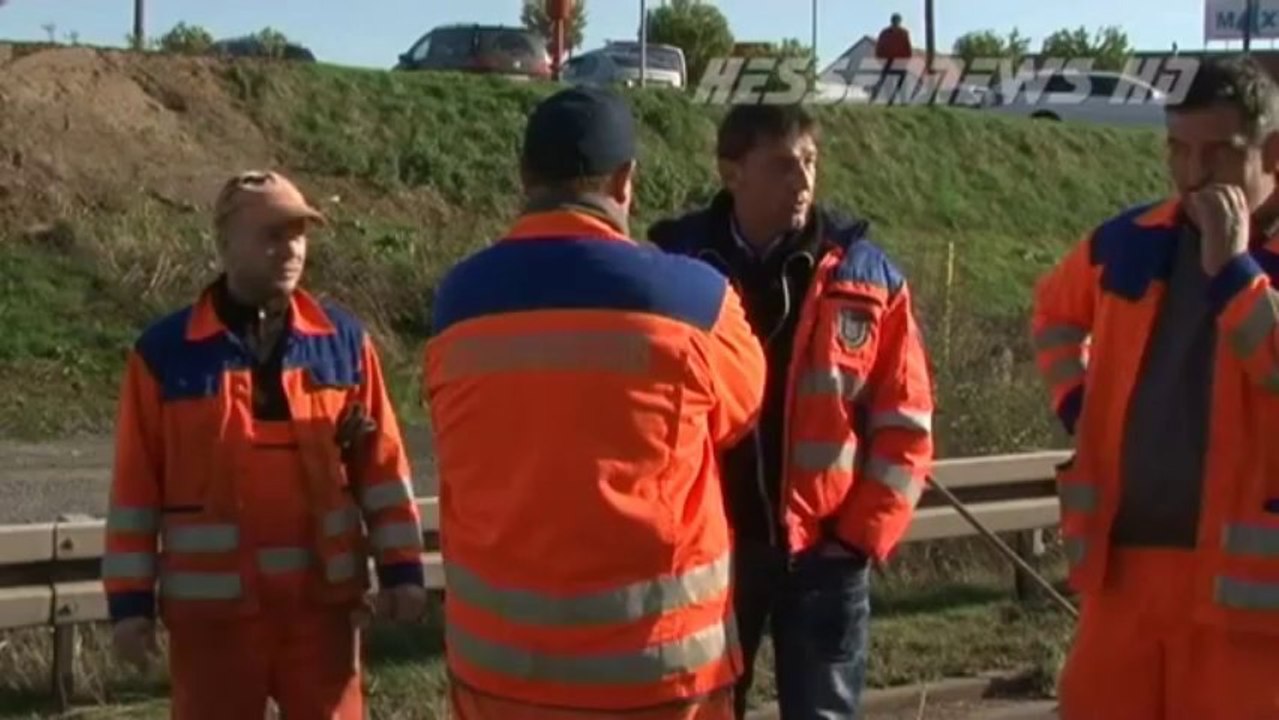 Tödlicher Unfall auf A7 - Transporter rast in Sattelzug 31.10.2013
