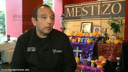 El Mole, un plato típico del Día de los Muertos