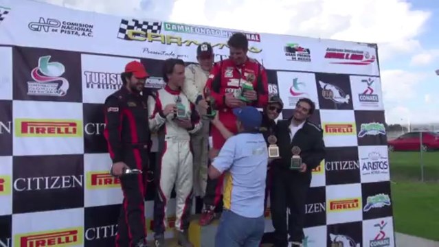 1ra victoria de los Hnos. Zanella como equipo en los Turismos de Resistencia