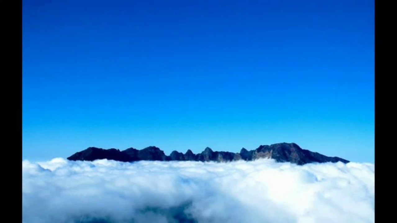 QUE DES SLOWS RETRO DES ILES -