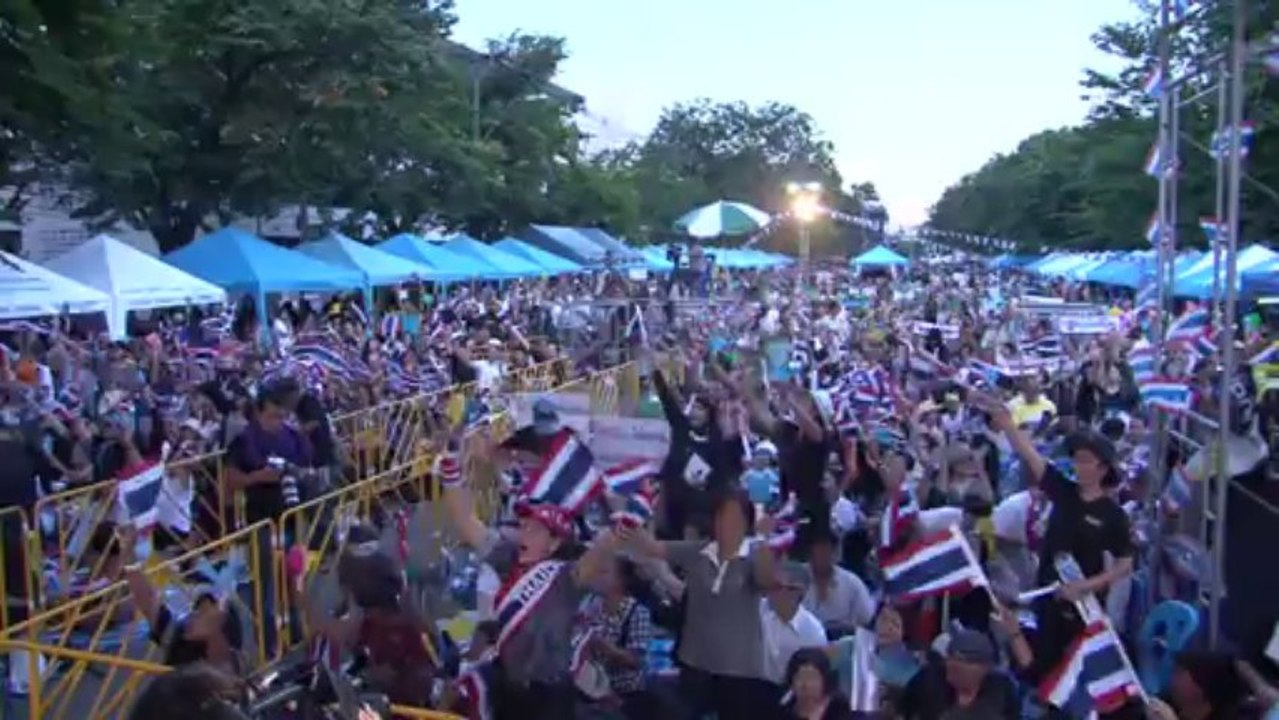 Anger grows as pro-Thaksin Thai MPs pass amnesty bill