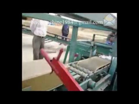 Clay soil brick machine (email to brickmachine1984@gmail.com)