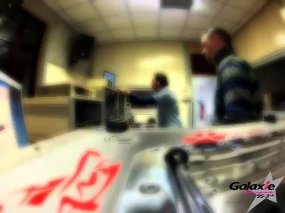 Around Midnight guest Kimbo extrait