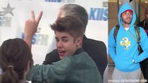 Justin Bieber Shows His Support For Chris Brown