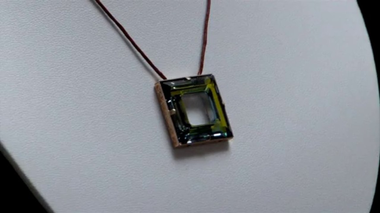 Collier le carre