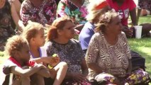 اكتشاف ثقافة السكان الأصليين في قلب الصحراء الاسترالية