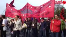 Les manifestants scandent leur mécontentement - 2500 personnes à Carhaix à la manifestation pour la défense de l'emploi
