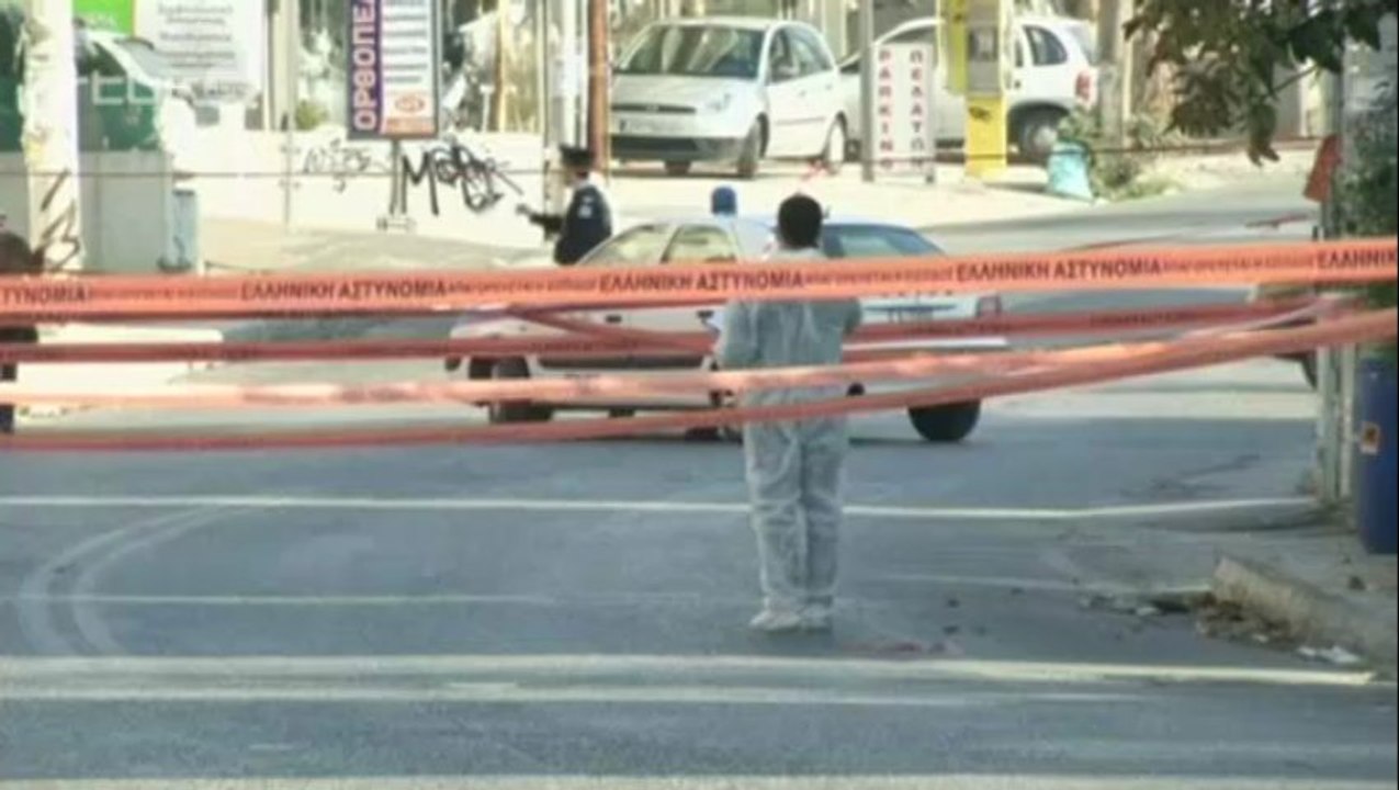 Grèce - deux jeunes tués devant un local du parti Aube dorée 02-11-2013