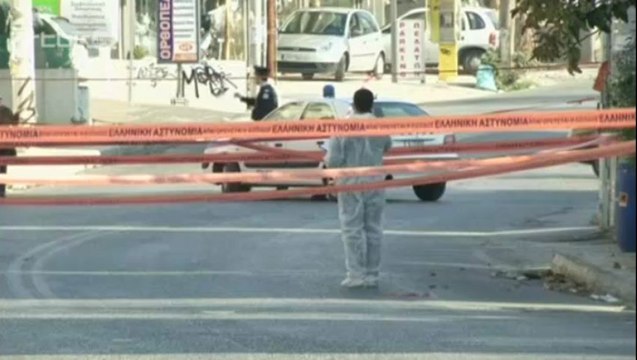 Grèce - deux jeunes tués devant un local du parti Aube dorée 02-11-2013