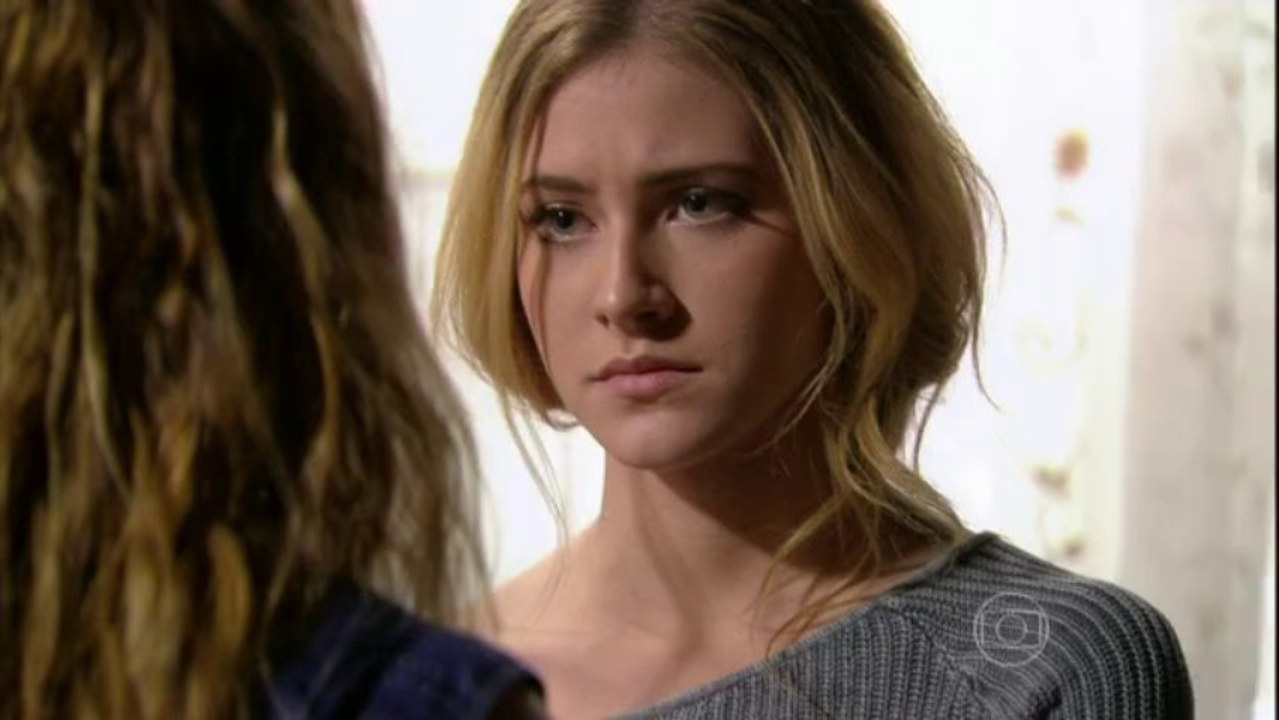 Sofia confessa pra Anita que sabotou o casamento