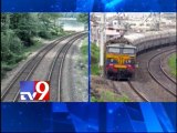 8 dead as Rail hit passengers in Vizianagaram