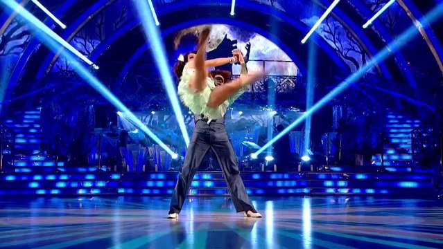 Susanna Reid - Charlston - Week 6