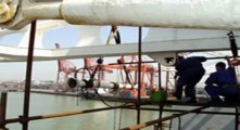 Ship crane cylinder repairs Batam by caltav.com