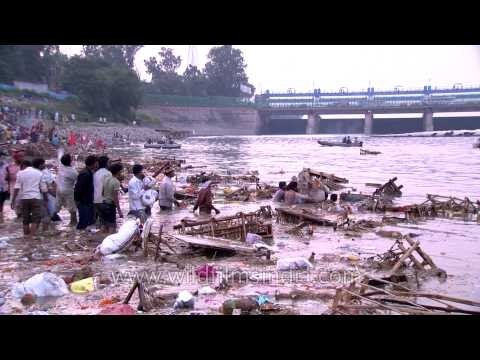 At the banks of Yamuna for Visarjan: Durga Puja in Delhi