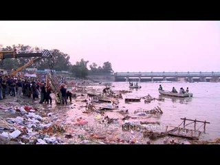 The spoils of the religious practice of Durga Puja: idol pollution