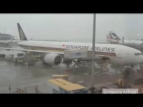 Singapore Airlines turbulence on flight causes meals, passengers hit ceiling