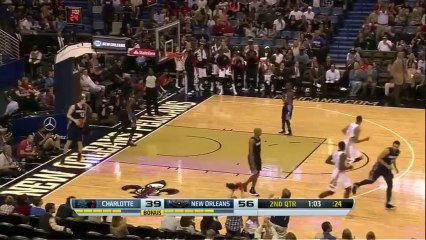 Anthony Davis Highlights contre les Bobcats