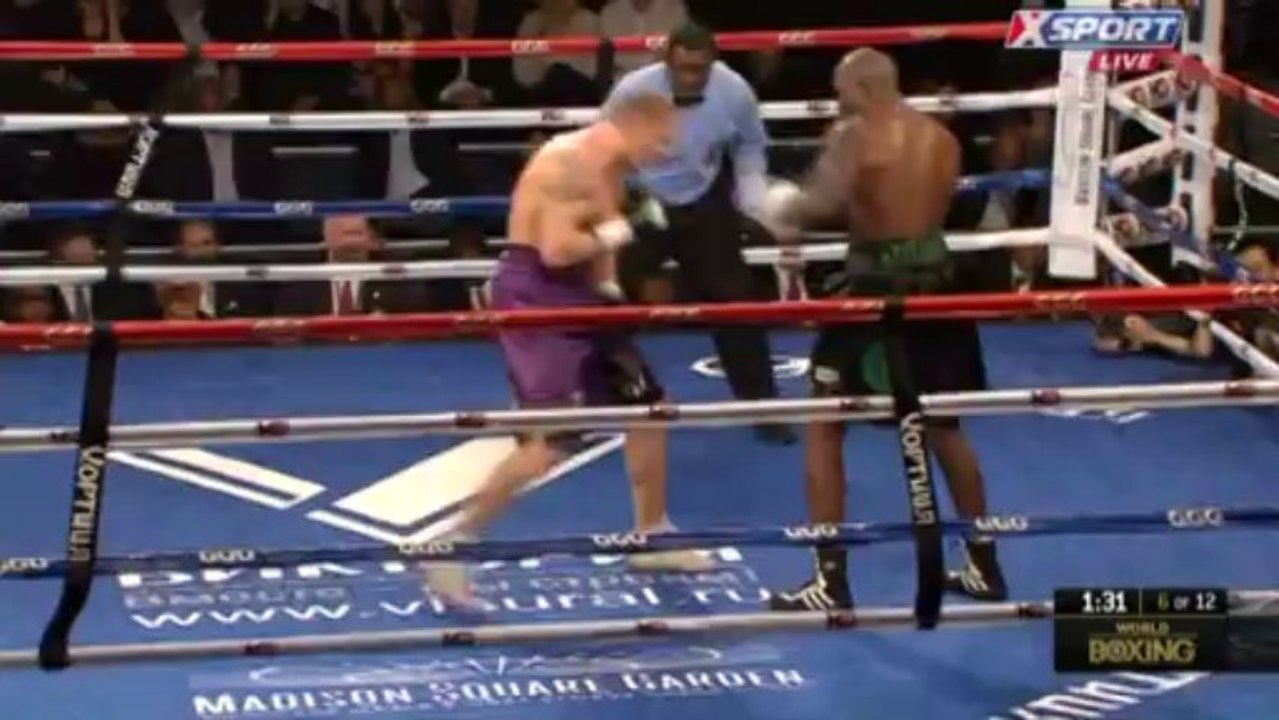 2013-11-02 Ola Afolabi vs Lukasz Janik