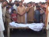 راجن پور۔ڈپٹی سپیکر پنجاب اسمبلی شیر علی گورچانی کے قافلے میں شامل گاڑی کی ٹکر سے موٹر سایکل سوار باپ بیٹا ہلاک سپرد خاک