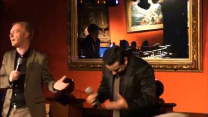 Franky Leone in NINA, Kurzauftritt wegen Urheberrecht 🎶