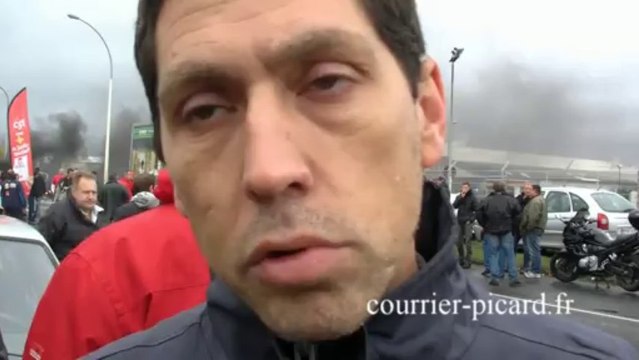 Journée d'action des Goodyear devant l'usine d'Amiens