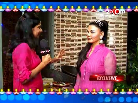 Rakhi Sawant comments on Katrina Kaif's Bikini Pictures, Priyanka Chopra, Salman Khan & others