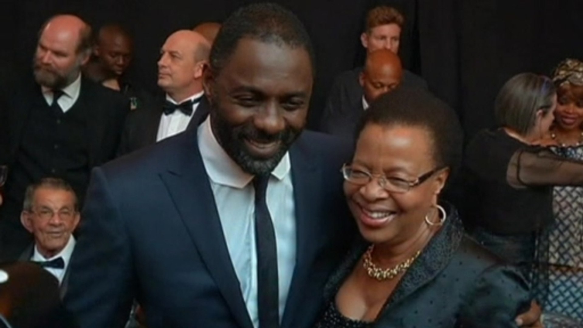 Movie of Nelson Mandela's life premieres in South Africa