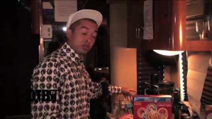 Itch - BUS INVADERS Ep. 519 [Warped Edition 2013]