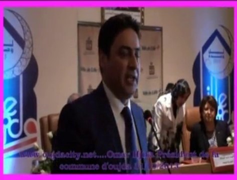 عمر حجيرة يتحدث عن مضمون الاتفاقية الموقعة بينه وبين السيد مارتين اوبري عمدة مدينة ليل الفرنسية بوجدة