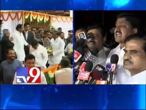 Party leaders meet President Pranab Mukherjee over A.P bifurcation