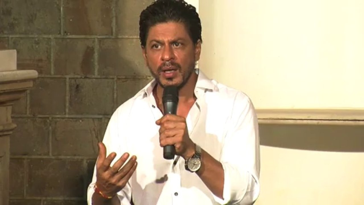 Shahrukh Khan Wants Aamir Khan's Dhoom 3 To Break Records