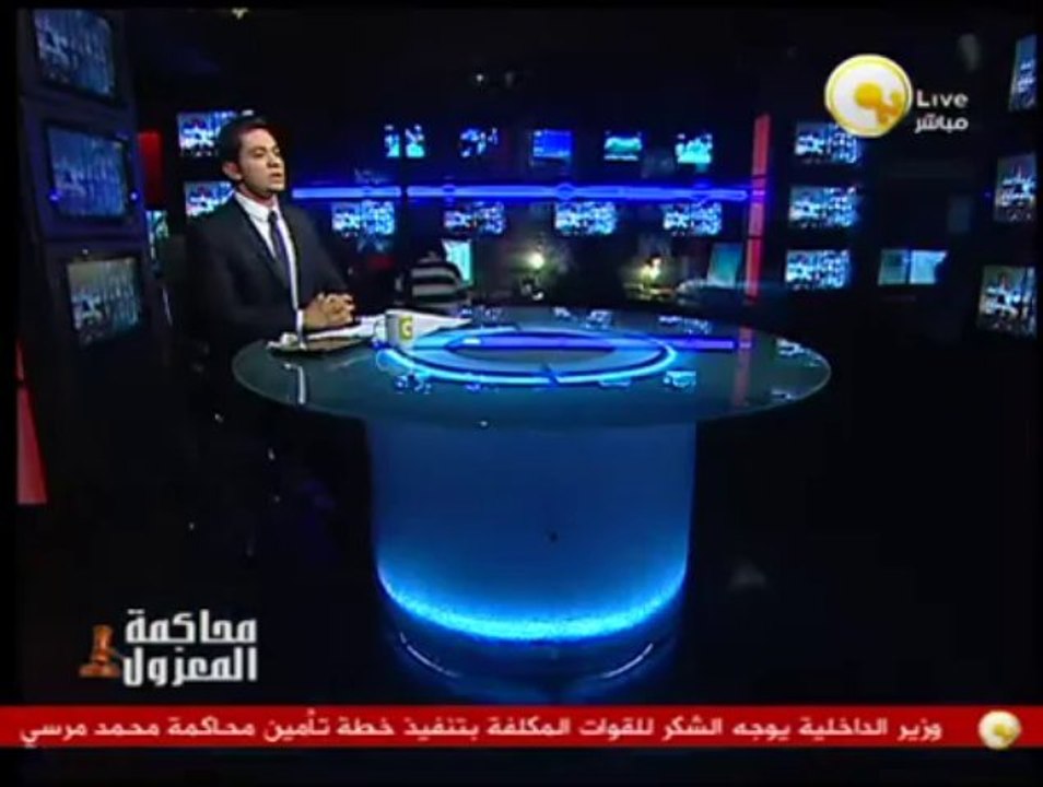 أنصار المعزول يعتدون على الإعلاميين خارج أكاديمية الشرطة
