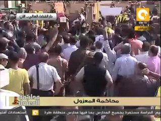 وصول طائرة الرئيس المعزول مرسي إلى مقر محاكمته بأكاديمية الشرطة