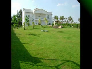 فيلا للبيع بمساحة كبيرة بحدائق العزيزية Villa for sale