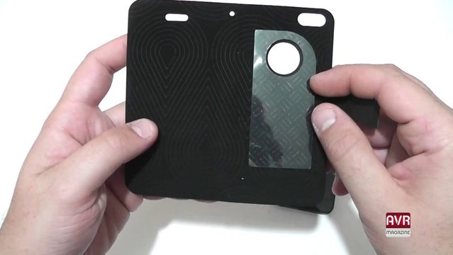 Puro Booklet Slim Case - Custodia protettiva per iPhone 5 e 5s - AVRMagazine.com