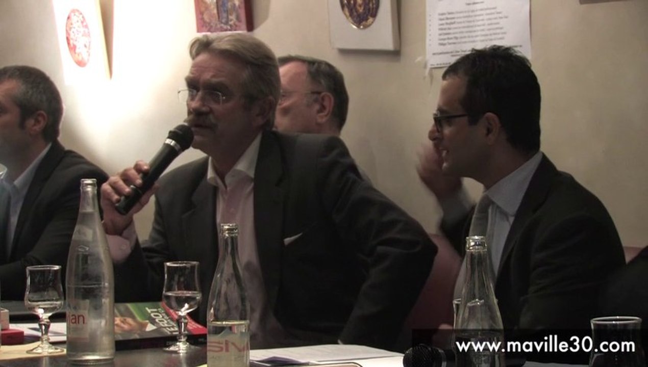 Frédéric Thiriez apporte son soutien à Arash Derambarsh et au club "Courbevoie 3.0"