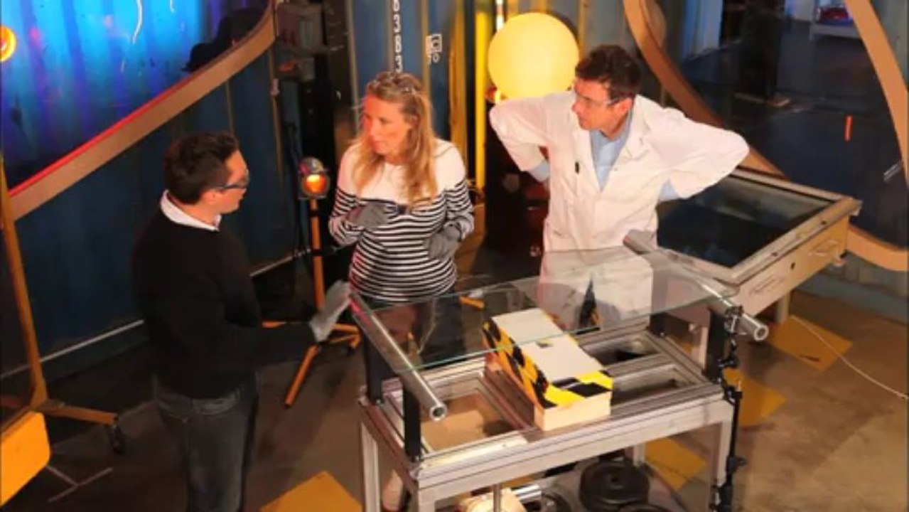 EM78 Défi: traverser une vitre comme dans les films !