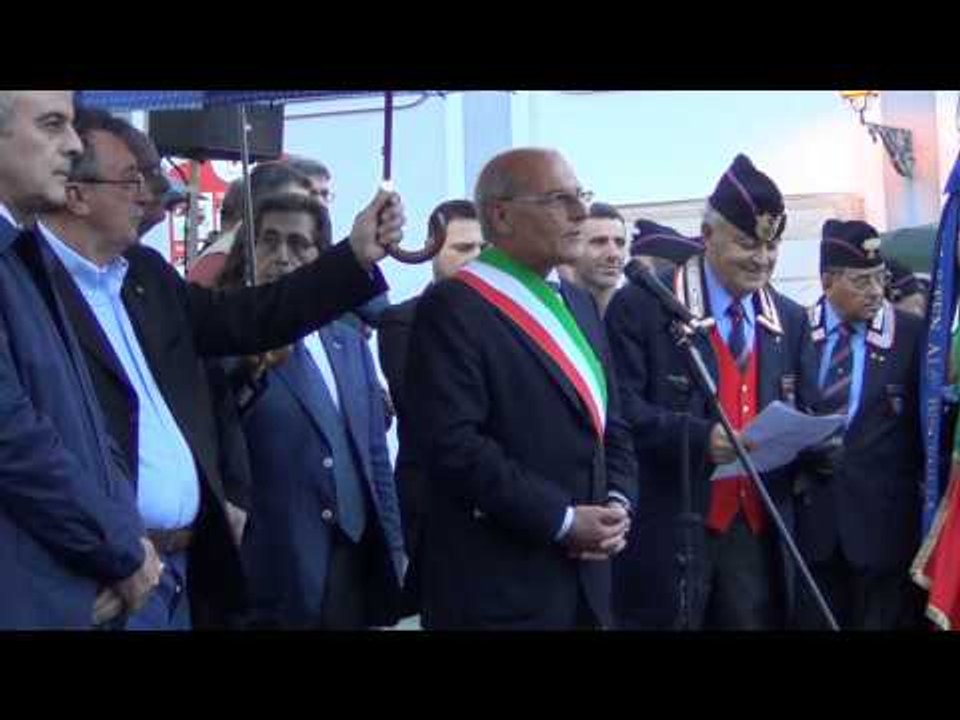 Aversa (CE) - Il sindaco commemora i Caduti (04.11.13)