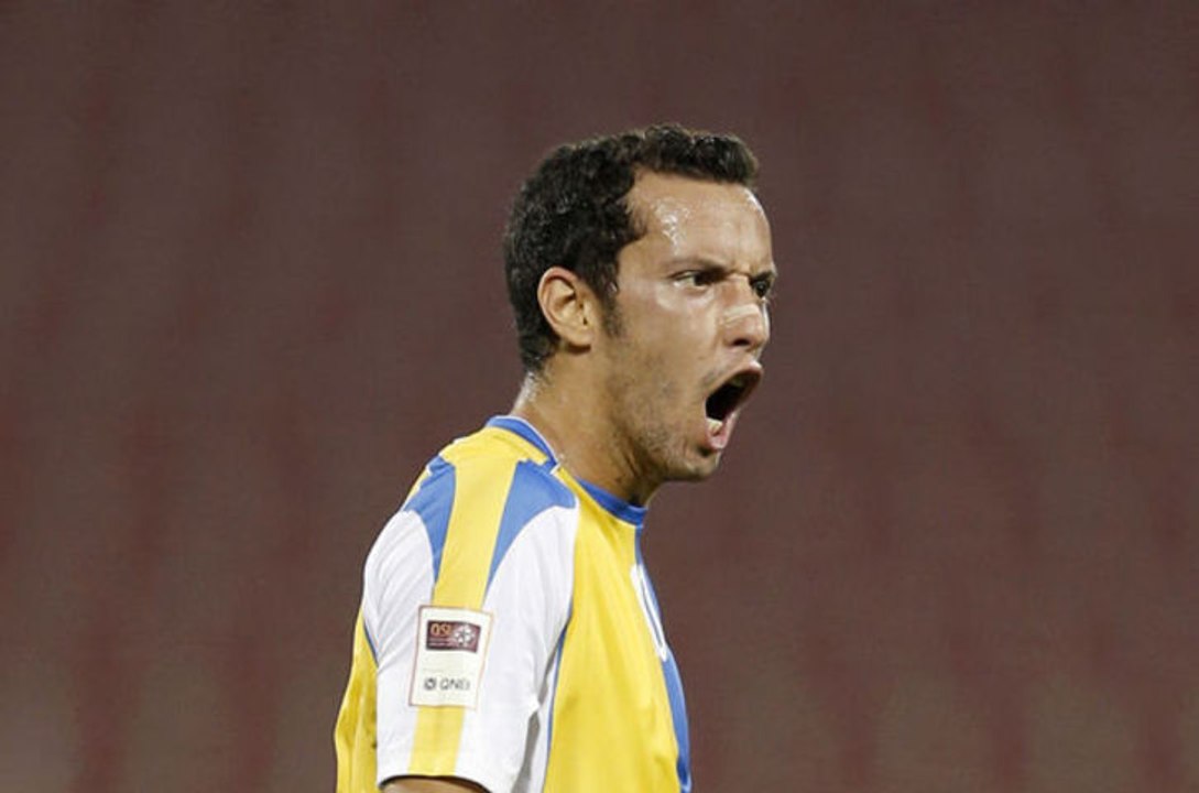 Le coup franc vicieux de Nenê !