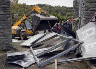 ZAPPING ACTU DU 05/11/2013 - La révolte des salariés de Tilly-Sabco à Morlaix