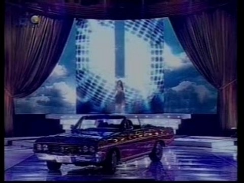 Haifa Wahbi - Ma3endi habib @ Al Wady