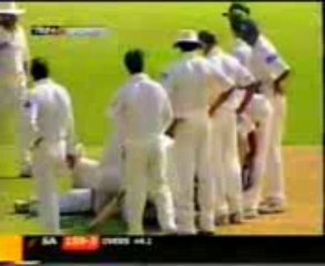 Shoaib Akhter hitting players