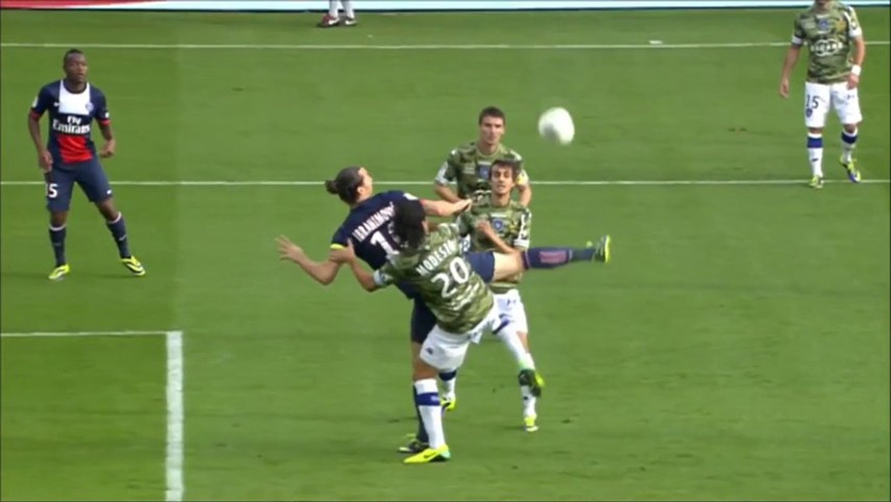 2013.11.03 AS Saint-Hippolyte - FC Niederhergheim (mi-temps 2), version 1