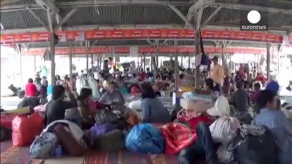 Sinabung Yanardağı korku saçıyor